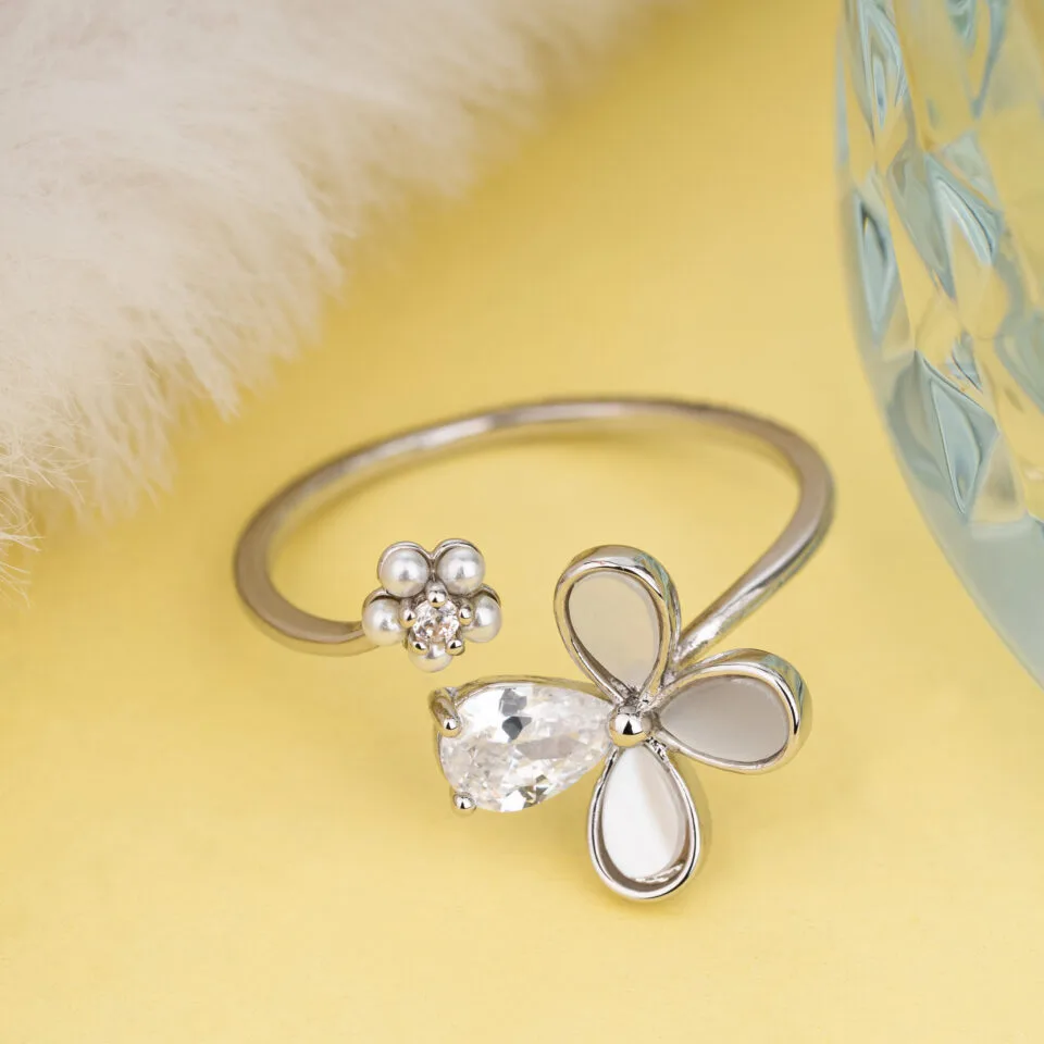 Silver Dazzling Flower and Bud Ring