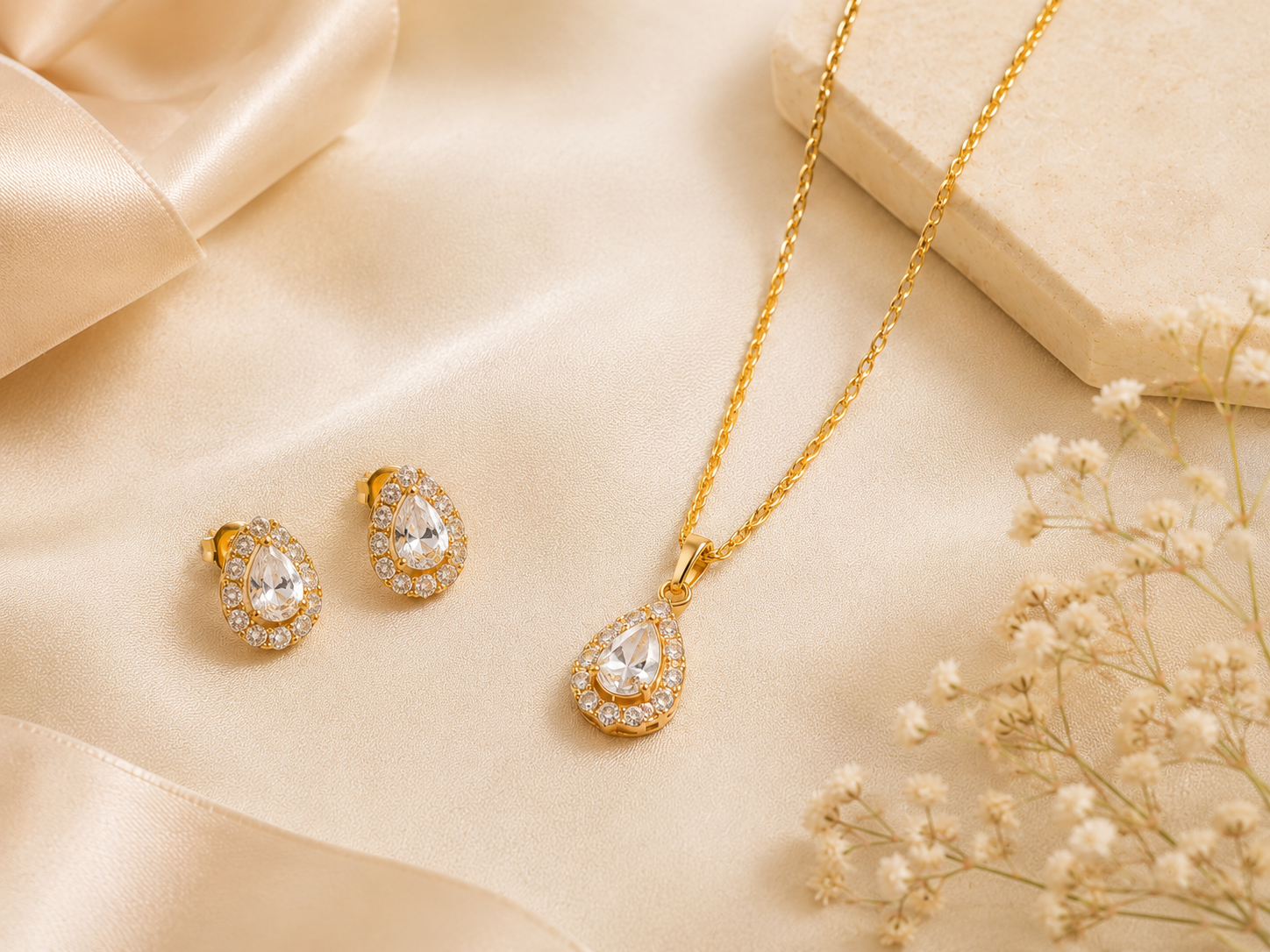Signature Charmiq jewellery under ₹1499